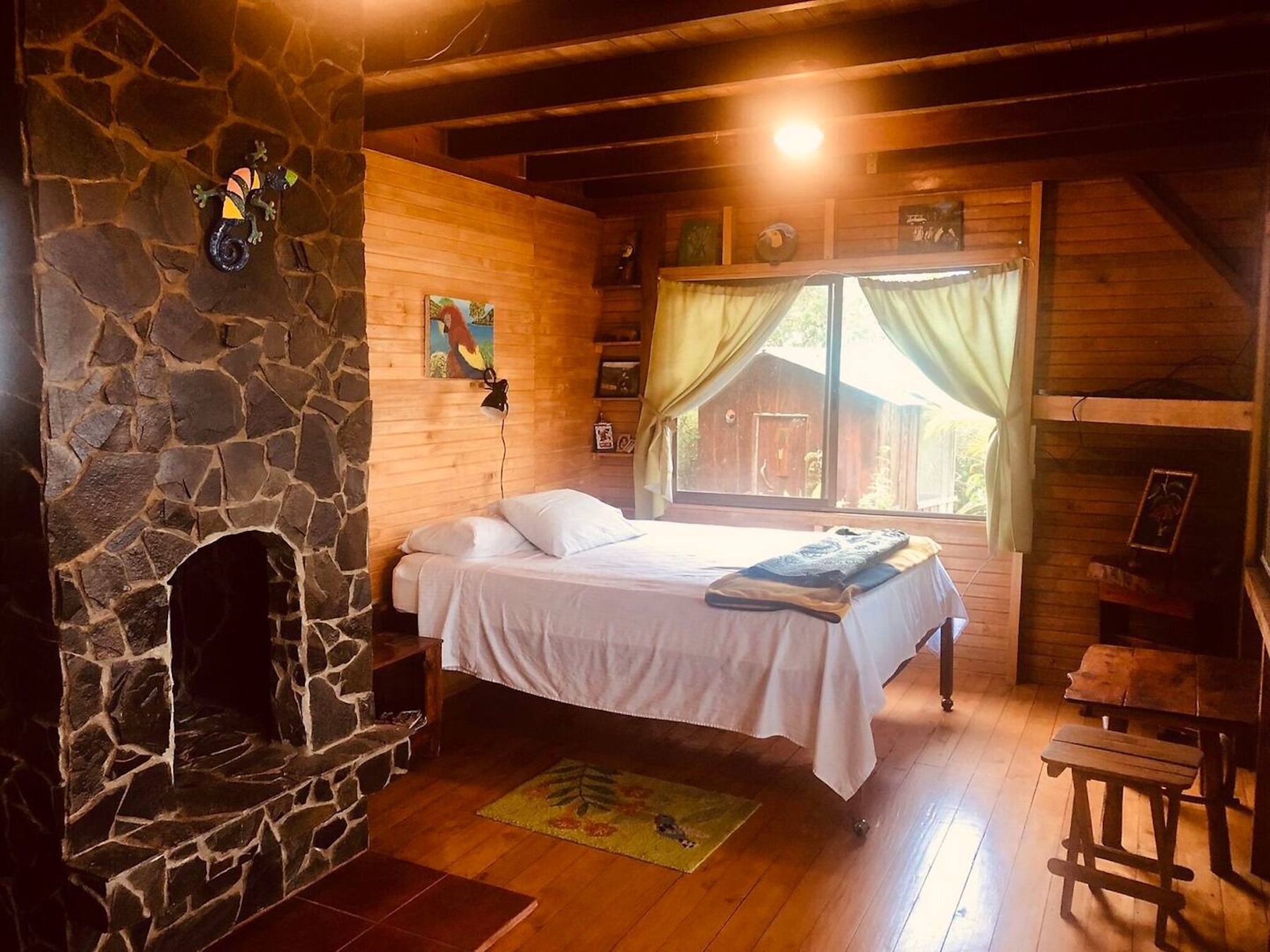 chirripo-valley-realty-san-gerardo-casa-de-nubes-bedroom