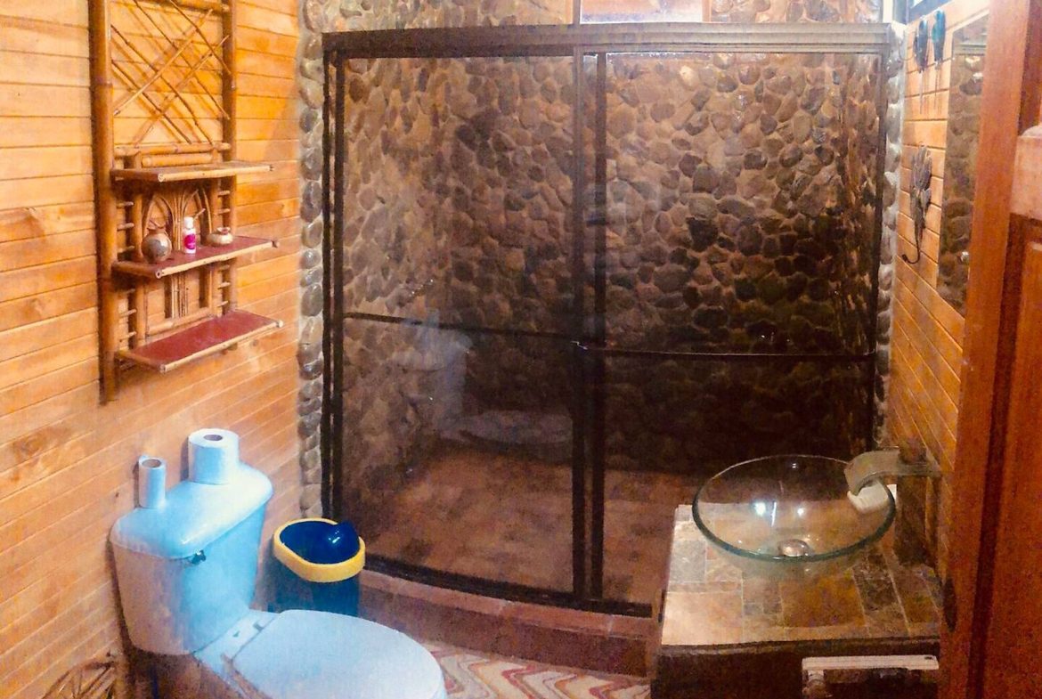 PROPERTY WITH A GUEST HOUSE WITH  MONTE CHIRRIPO VIEWS, IN SAN GERARDO RIVAS – 2.47 ACRES