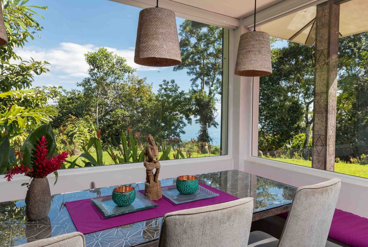 CASA CAPUNG PROPERTY WITH TWO BEDROOM AND MOUNTAIN VIEWS, IN ESCALERAS – 0.28 ACRES