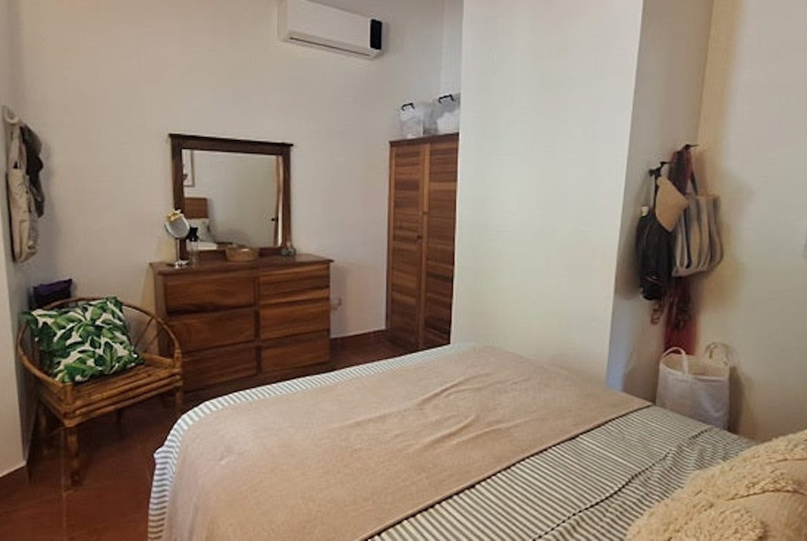PROPERTY WITH TWO BEDROOMS IN A GATED COMMUNITY, IN LAS LOMAS PARRITA – 0.035 ACRES