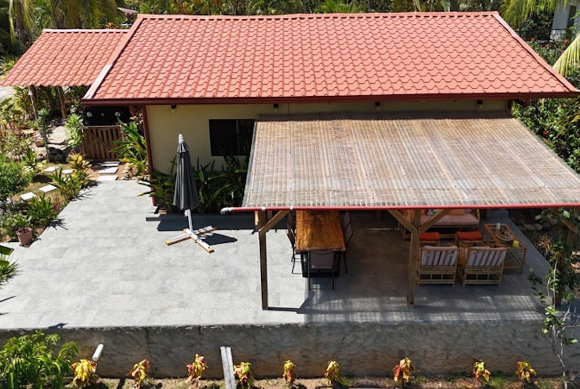PROPERTY WITH TWO BEDROOMS IN A GATED COMMUNITY, IN LAS LOMAS PARRITA – 0.035 ACRES