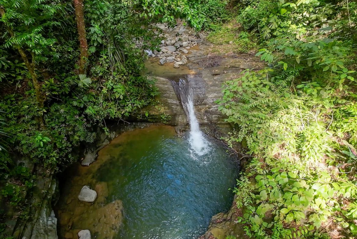 PROPERTY WITH FOUR CABINS AND A BEAUTIFUL CASCADE WITH CREEK, IN TRES RIOS – 2.45 ACRES