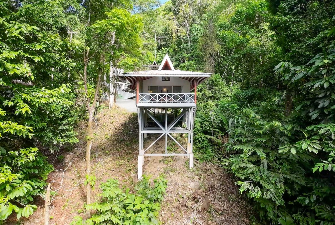 PROPERTY WITH FOUR CABINS AND A BEAUTIFUL CASCADE WITH CREEK, IN TRES RIOS – 2.45 ACRES