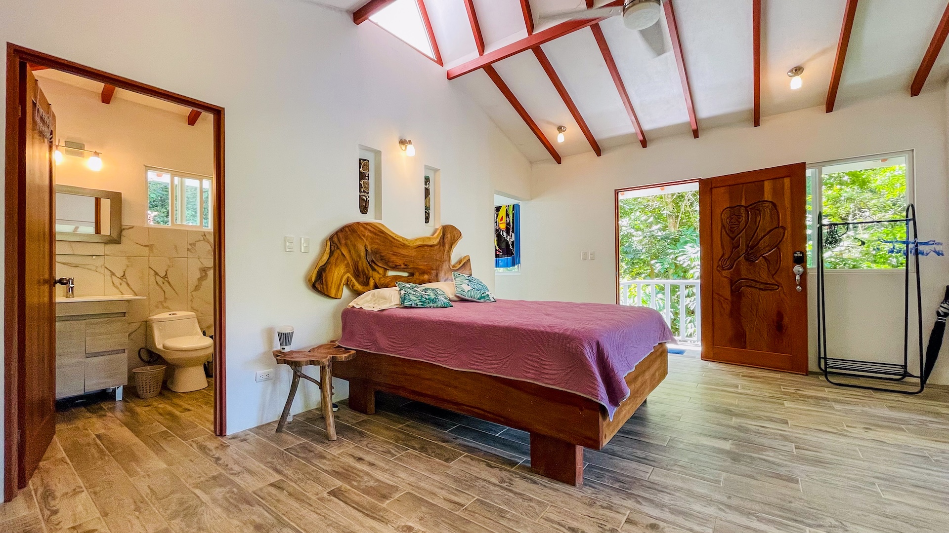 150005 Secluded Jungle Sanctuary 26