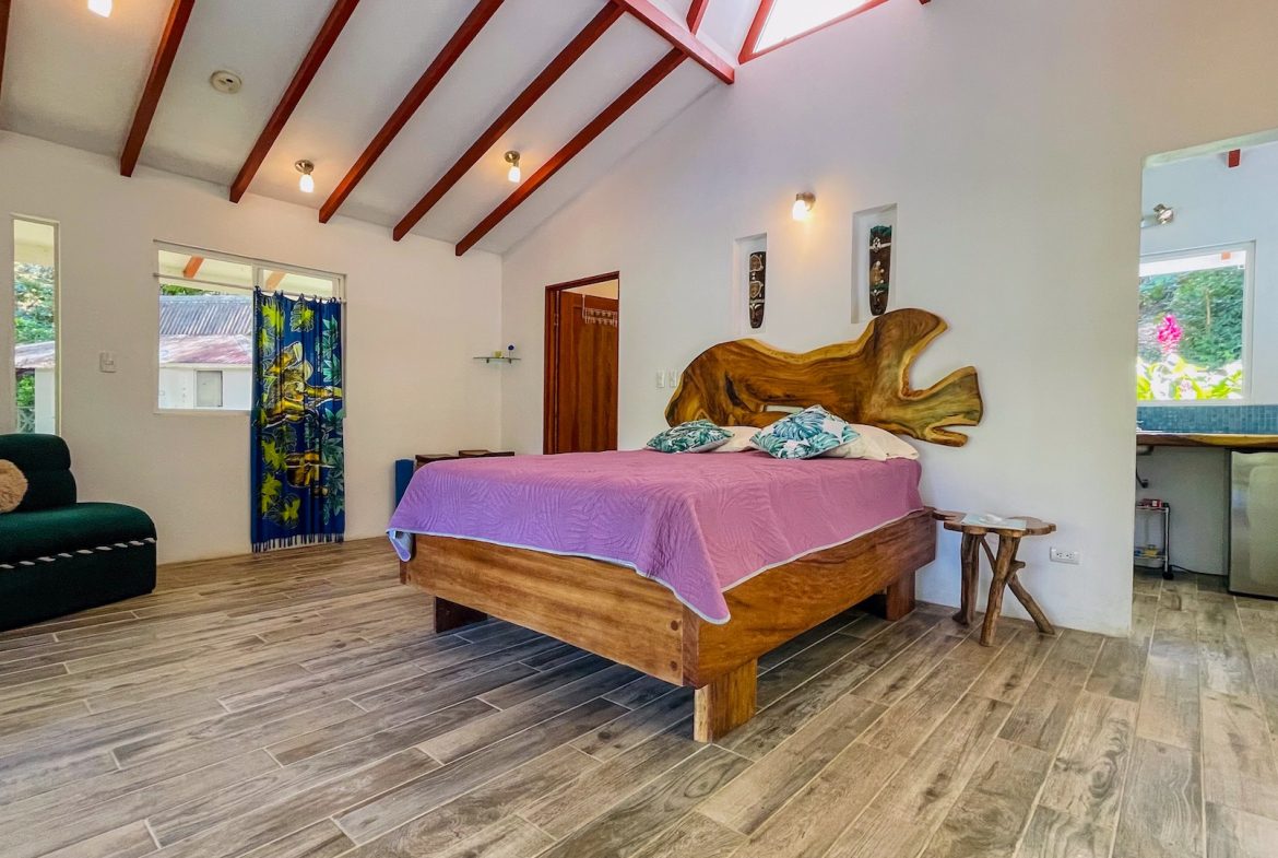 PROPERTY WITH FOUR CABINS AND A BEAUTIFUL CASCADE WITH CREEK, IN TRES RIOS – 2.45 ACRES