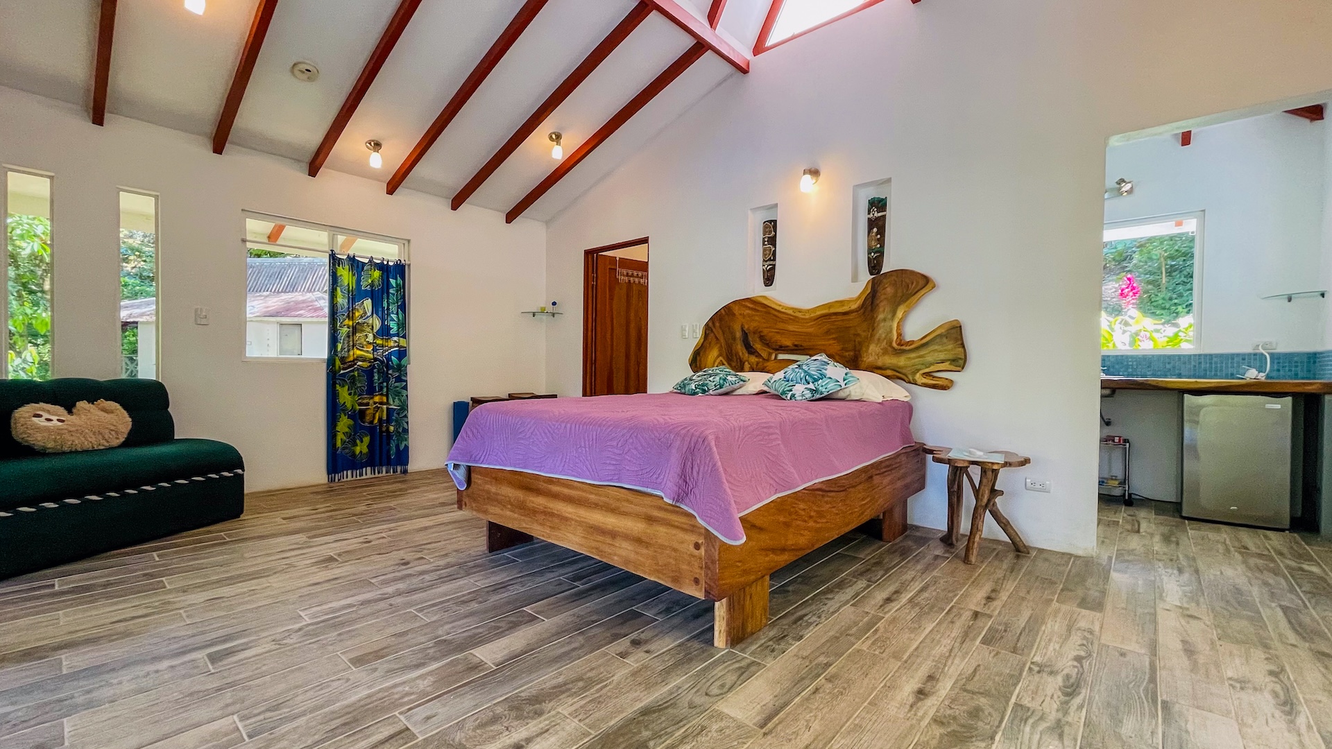 150005 Secluded Jungle Sanctuary 29