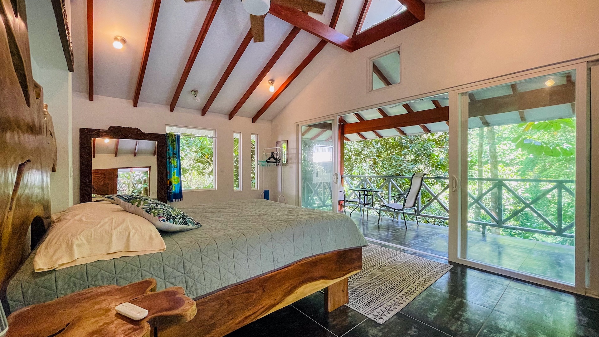 150005 Secluded Jungle Sanctuary 40