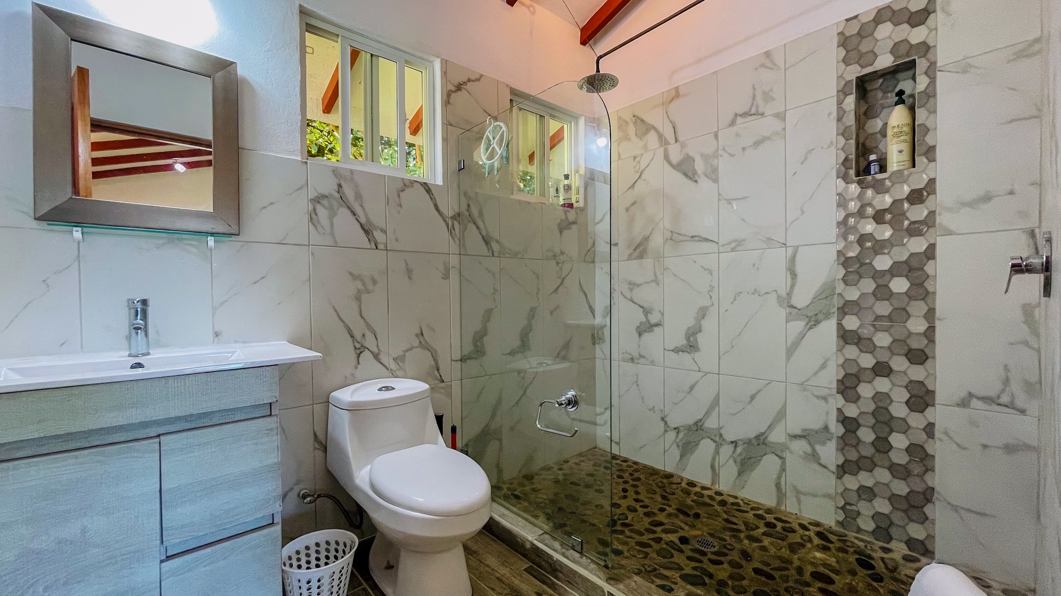 150005 Secluded Jungle Sanctuary 67