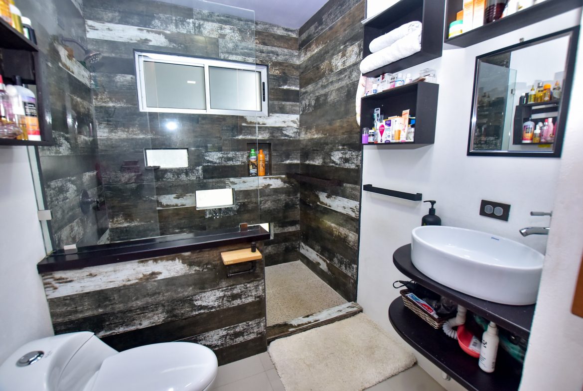 AFFORDABLE 3-BEDROOM HOME NEAR AMENITIES IN SAN ISDRO