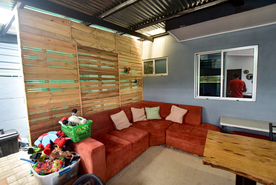 AFFORDABLE 3-BEDROOM HOME NEAR AMENITIES IN SAN ISDRO