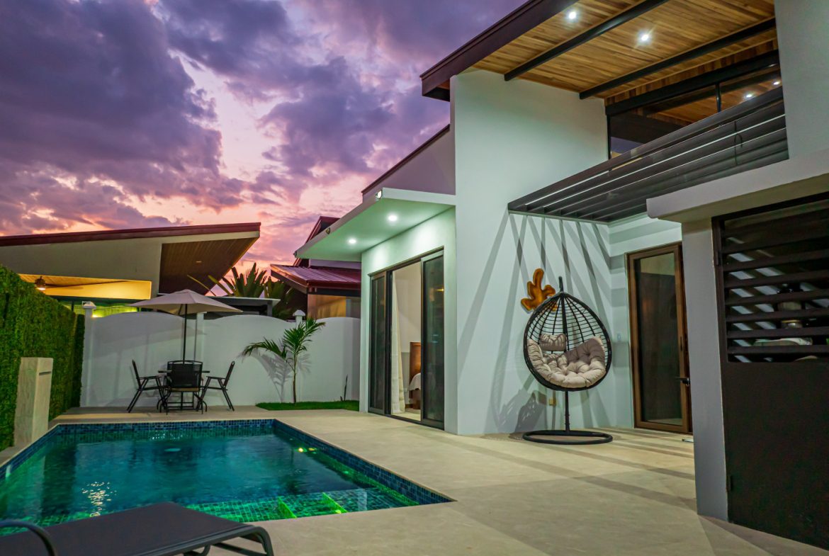 MODERN LUXURY 3-BED VILLA IN UVITA – MOVE-IN & AIRBNB READY