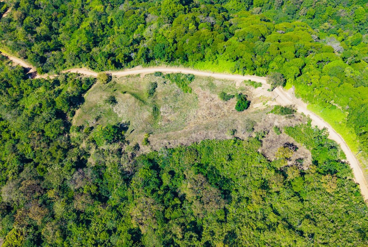 DEVELOPMENT PROPERTY WITH BEAUTIFUL CASCADE, IN UVITA – 101 ACRES