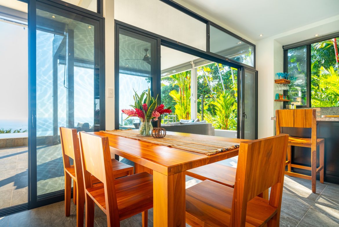 JUNGLE PROPERTY WITH THREE BEDROOMS AND SUNSET VIEWS, IN UVITA – 1.27 ACRES