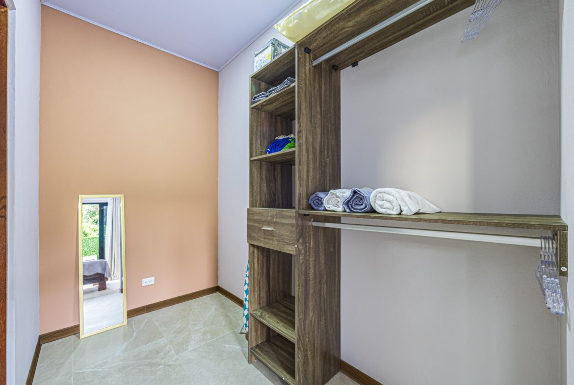 MODERN LUXURY 3-BED VILLA IN UVITA – MOVE-IN & AIRBNB READY