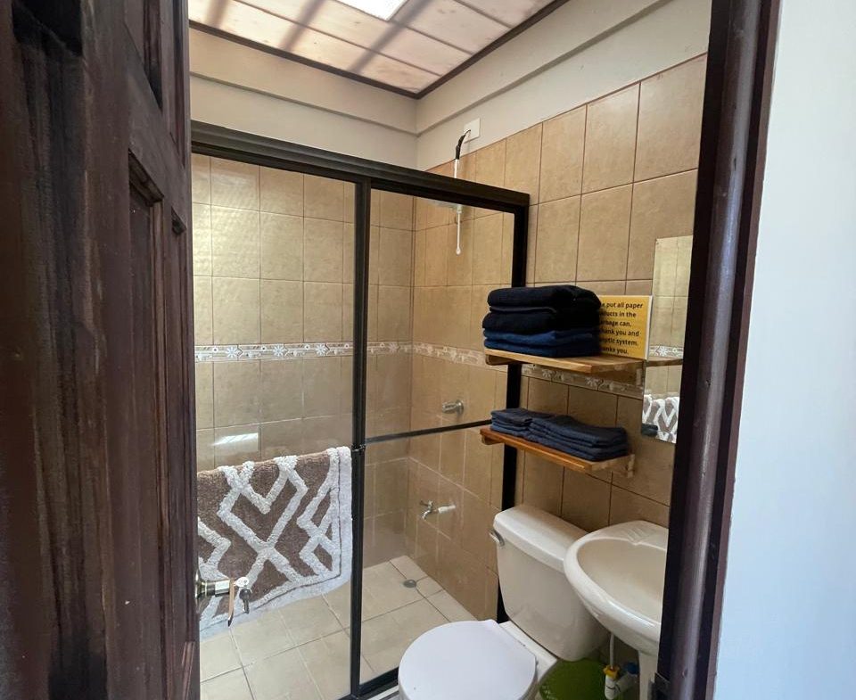 TURNKEY INCOME PROPERTY WITH MULTIPLE RENTAL UNITS IN MORAZÁN