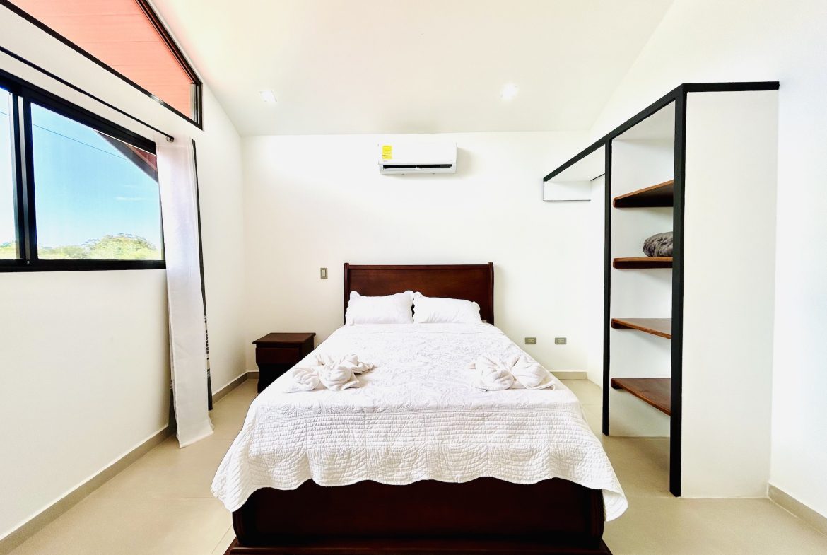 BEAUTIFUL PROPERTY WITH THREE BEDROOM AND POOL, IN BAHIA BALLENA – 0.11 ACRES