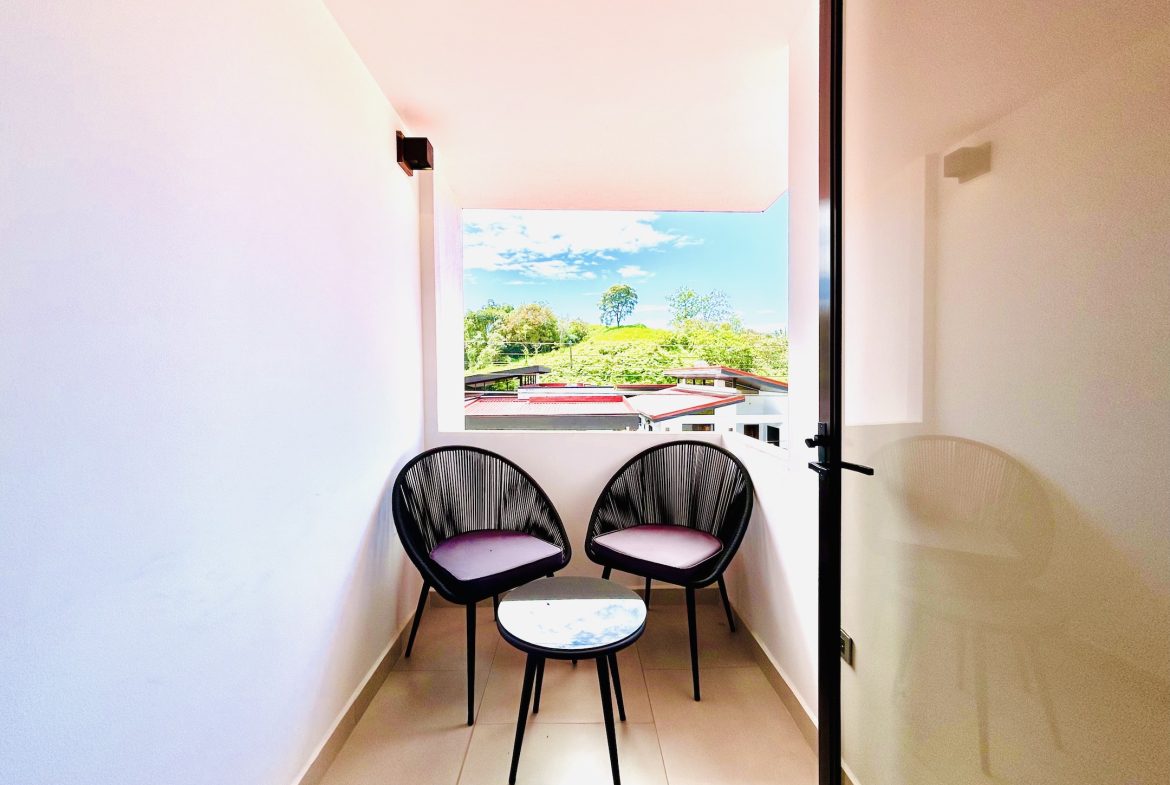BEAUTIFUL PROPERTY WITH THREE BEDROOM AND POOL, IN BAHIA BALLENA – 0.11 ACRES