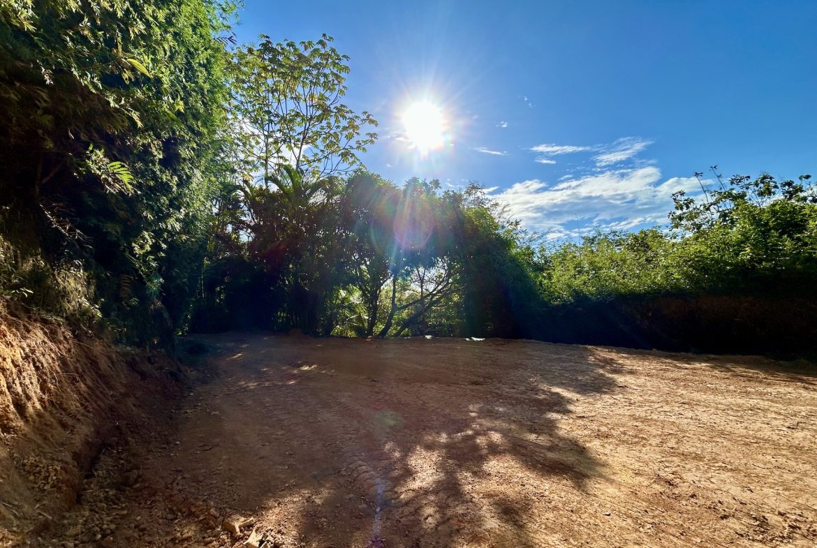 BUILDING PROPERTY WITH MOUNTAIN VIEWS NEAR TO THE TOWN, IN PLAYA HERMOSA – 0.13 ACRES