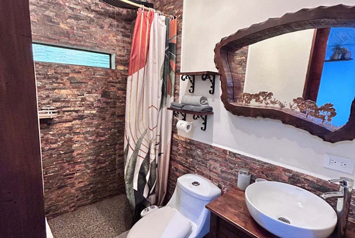COMMERCIAL PROPERTY WITH SIX BEDROOMS NEAR EVERYTHING, IN DOMINICAL – 0.23 ACRES