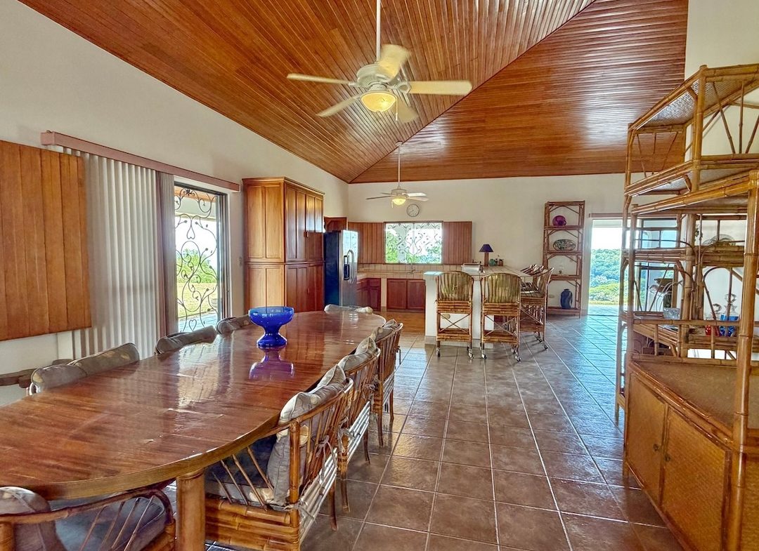 PROPERTY WITH THREE BEDROOM AND OCEAN VIEWS, IN LAGUNAS – 3.64 ACRES