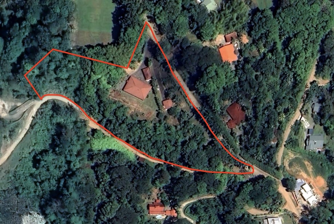 PROPERTY WITH THREE BEDROOM AND OCEAN VIEWS, IN LAGUNAS – 3.64 ACRES