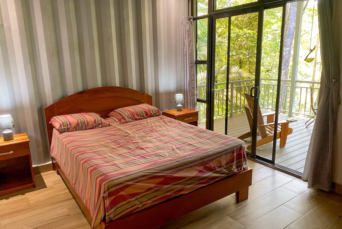 PROPERTY WITH TWO BEDROOMS AND JUNGLE VIEWS, IN UVITA – 1.22 ACRES