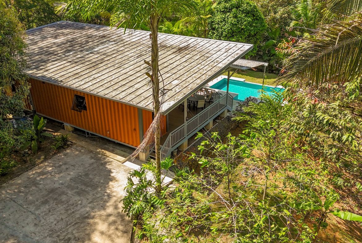 PROPERTY WITH TWO BEDROOMS AND JUNGLE VIEWS, IN UVITA – 1.22 ACRES
