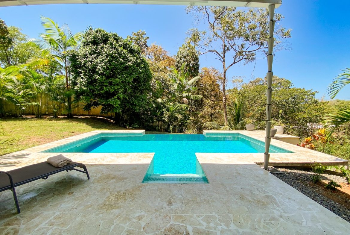 PROPERTY WITH TWO BEDROOMS AND JUNGLE VIEWS, IN UVITA – 1.22 ACRES