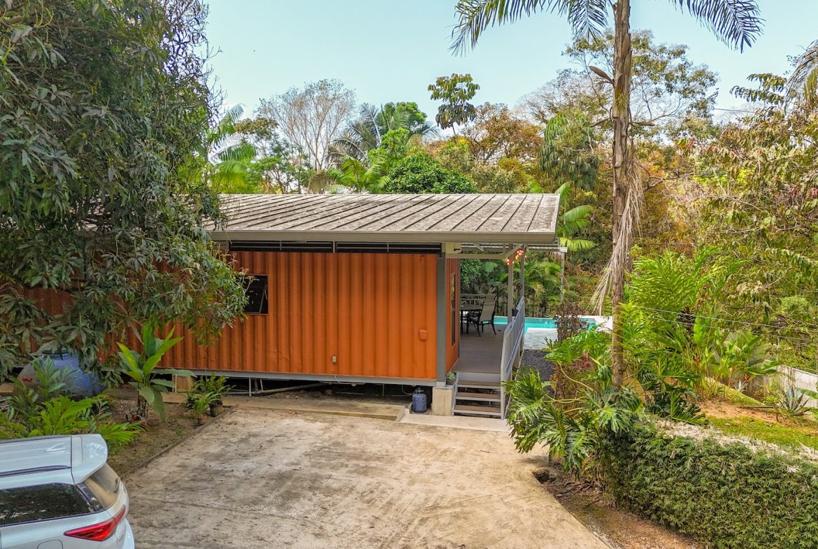 PROPERTY WITH TWO BEDROOMS AND JUNGLE VIEWS, IN UVITA – 1.22 ACRES