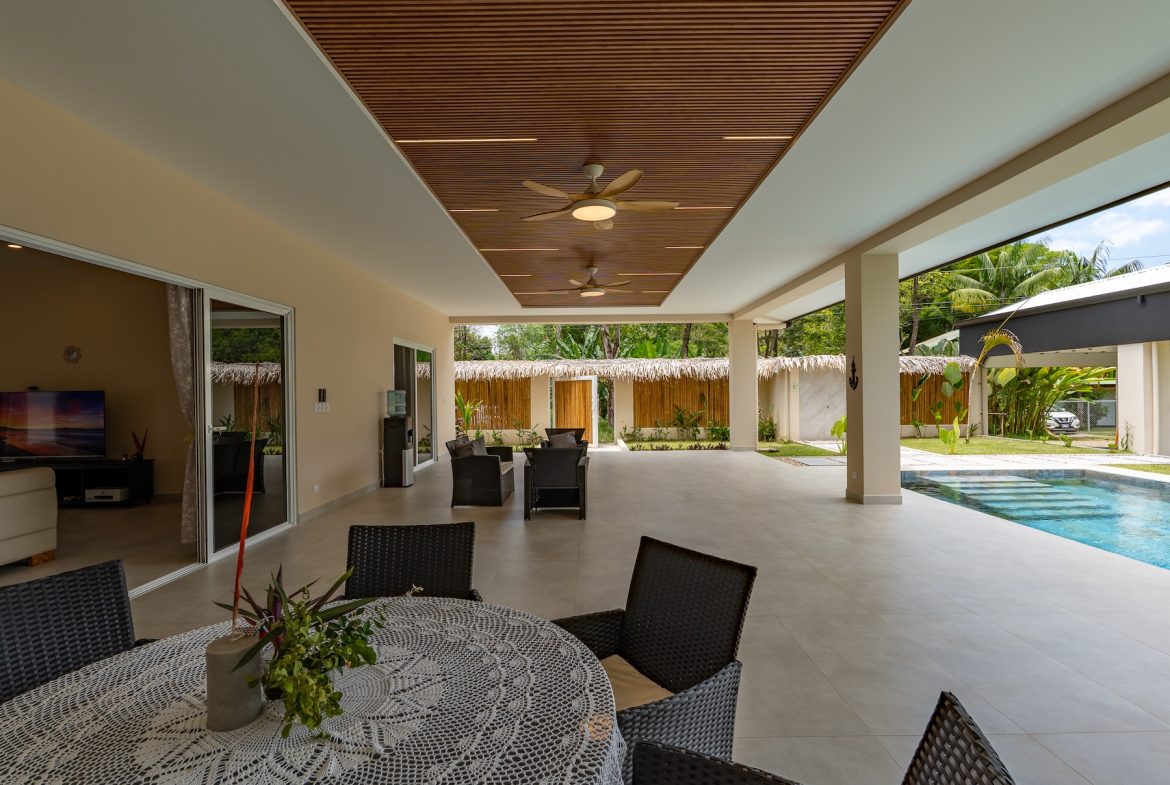 LUXURY PROPERTY WITH THREE BEDROOMS NEAR TO THE TOWN, IN BAHIA BALLENA – 0.15 ACRES