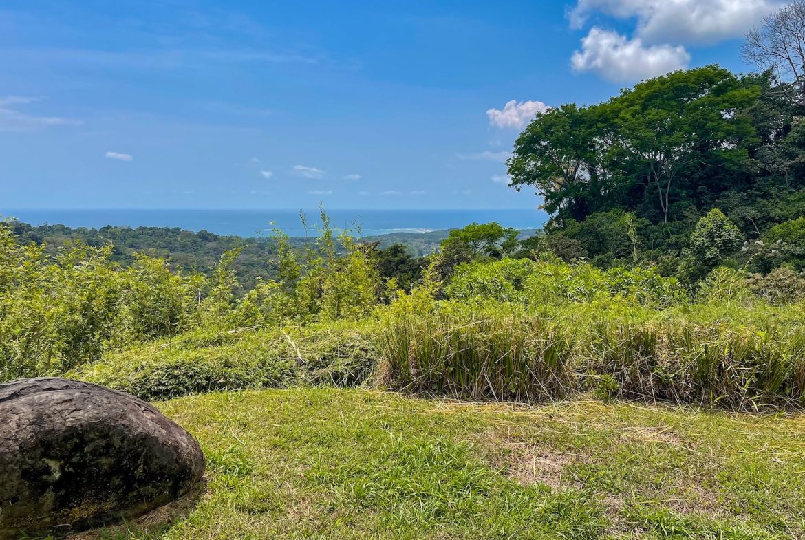 PROPERTY WITH OCEAN VIEWS, NEAR TO THE UVITA WATERFALL, IN UVITA – 3.19 ACRES