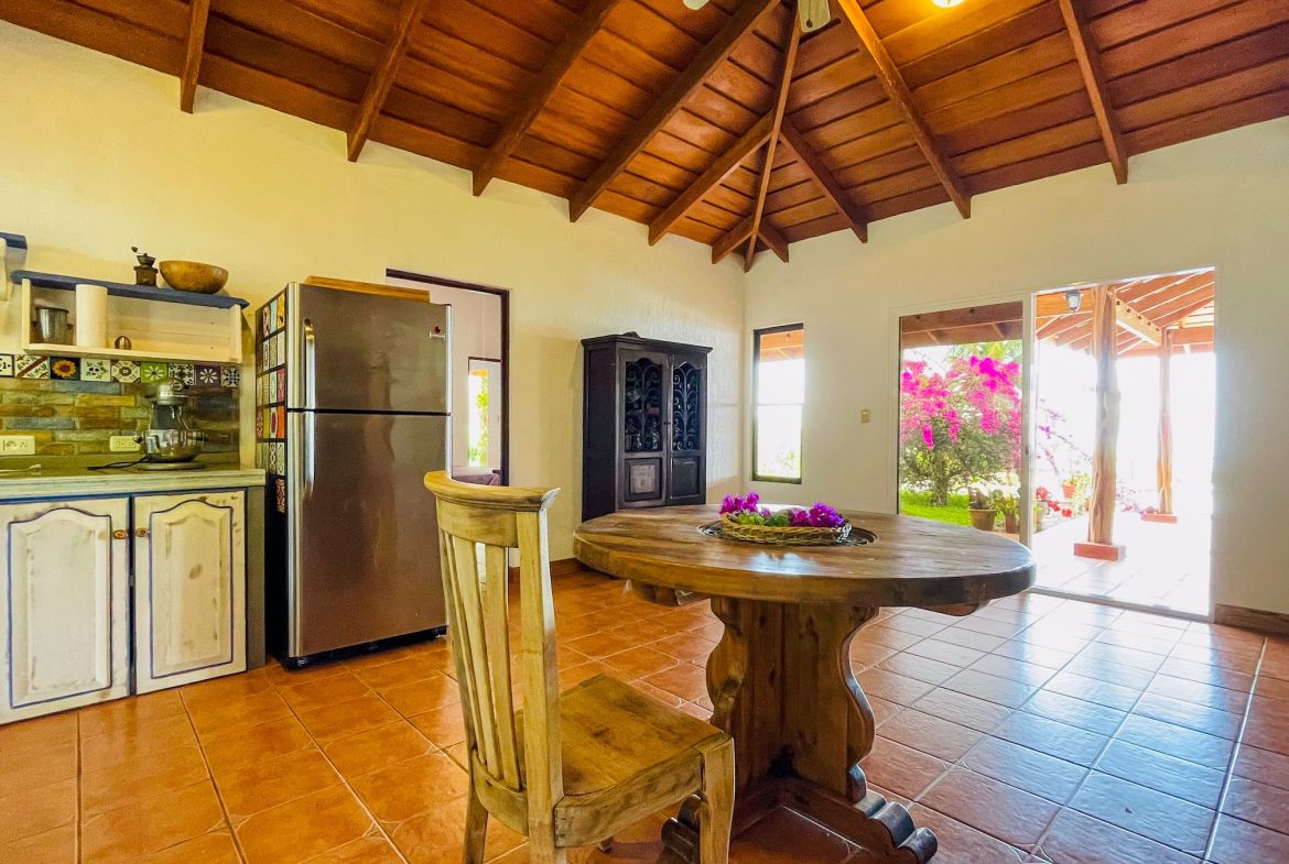 MOUNTAIN PROPERTY WITH THREE BEDROOMS AND OCEAN VIEWS, IN OJOCHAL – 4.86 ACRES