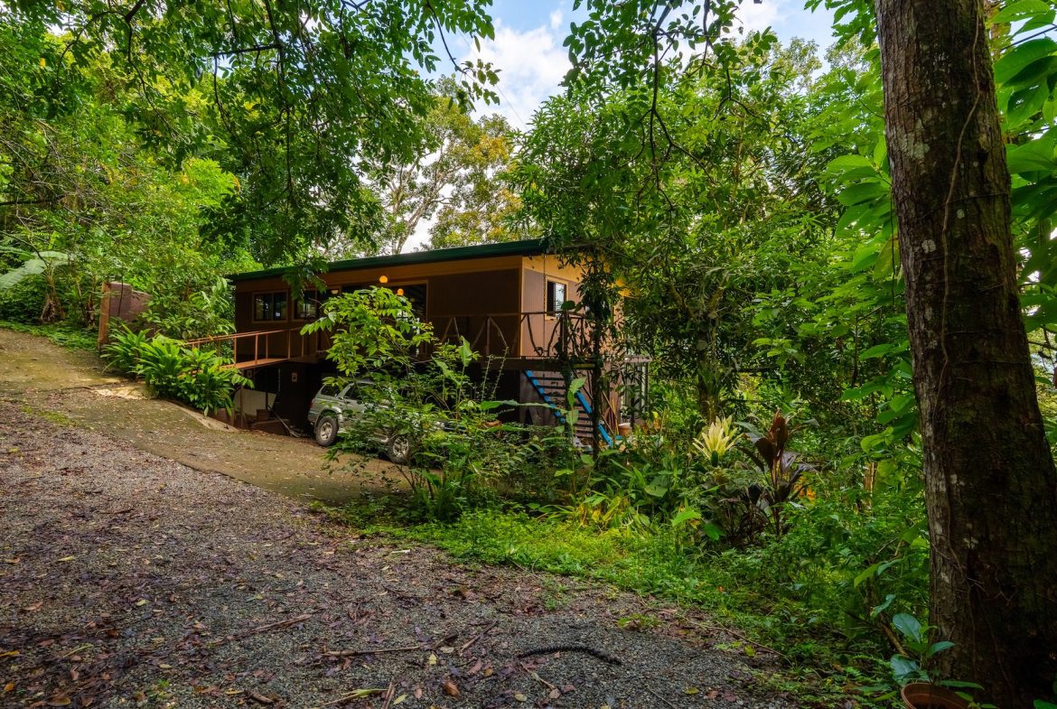 COMMERCIAL PROPERTY WITH TWO BEDROOMS A STEPS OF THE NAUYACA WATERFALL – 4.94 ACRES