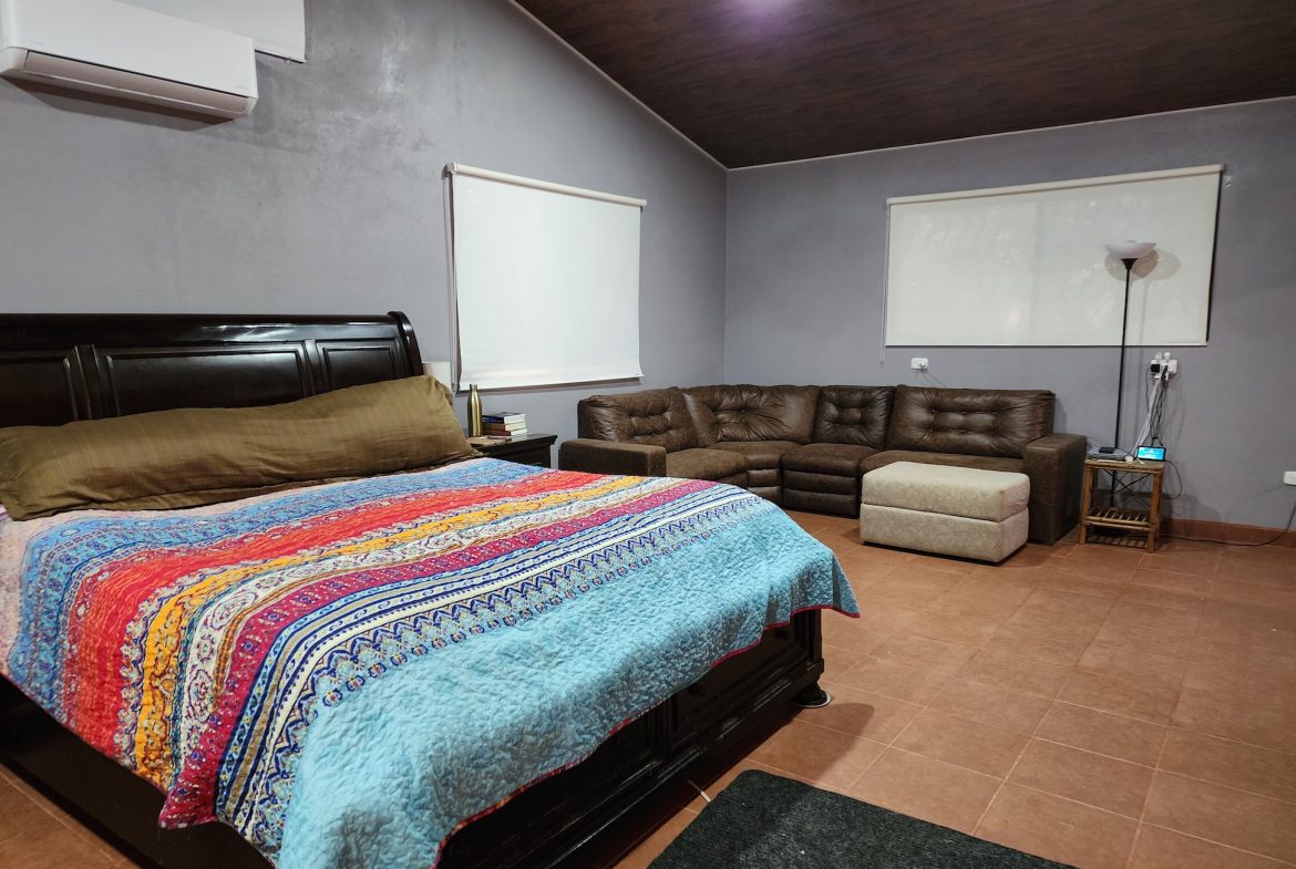 PROPERTY WITH TWO BEDROOMS NEAR TO THE NAUYACA WATERFALLS – 9.12 ACRES