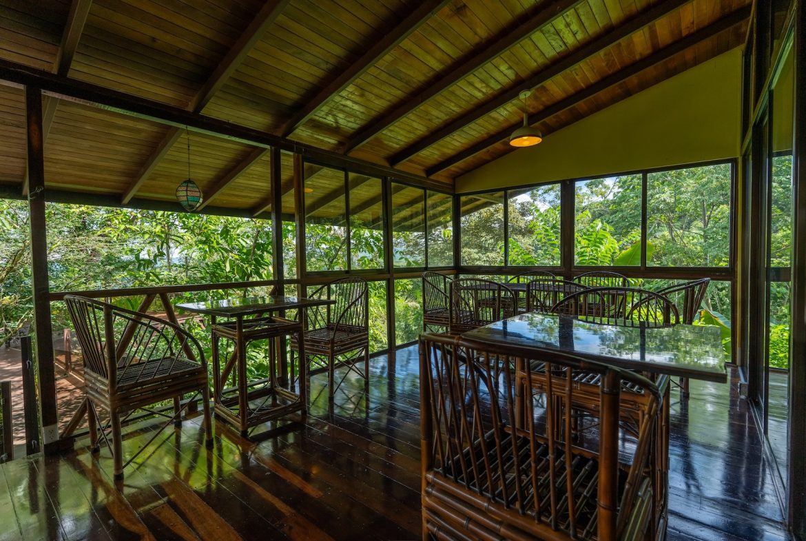 COMMERCIAL PROPERTY WITH TWO BEDROOMS A STEPS OF THE NAUYACA WATERFALL – 4.94 ACRES