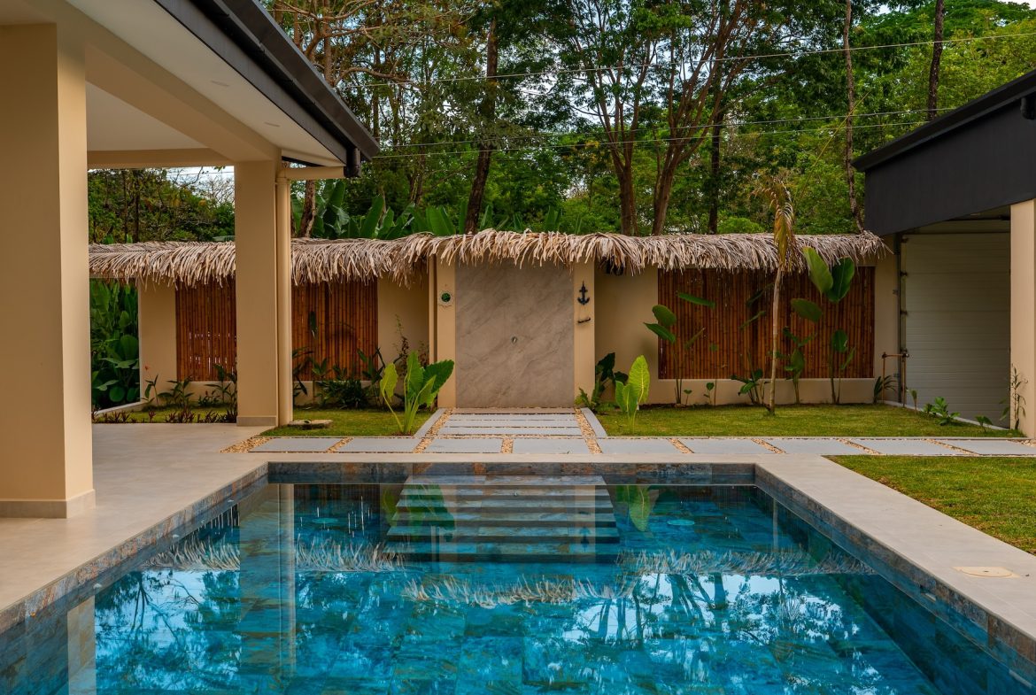 LUXURY PROPERTY WITH THREE BEDROOMS NEAR TO THE TOWN, IN BAHIA BALLENA – 0.15 ACRES