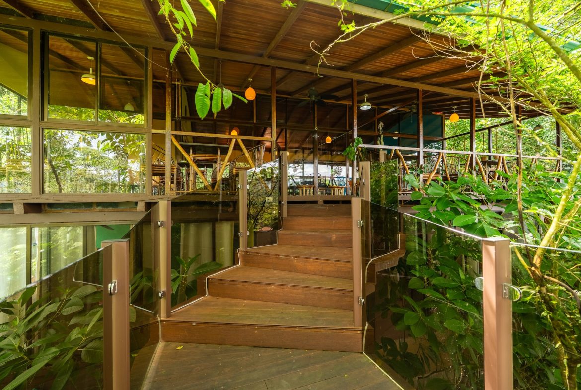 COMMERCIAL PROPERTY WITH TWO BEDROOMS A STEPS OF THE NAUYACA WATERFALL – 4.94 ACRES