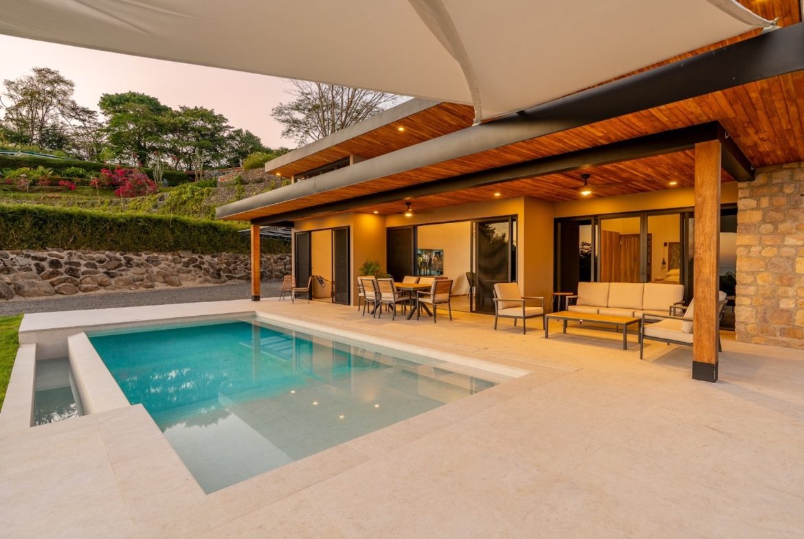 LUXURY MOUNTAIN PROPERTY WITH TWO BEDROOMS, IN OJOCHAL – 0.22 ACRES