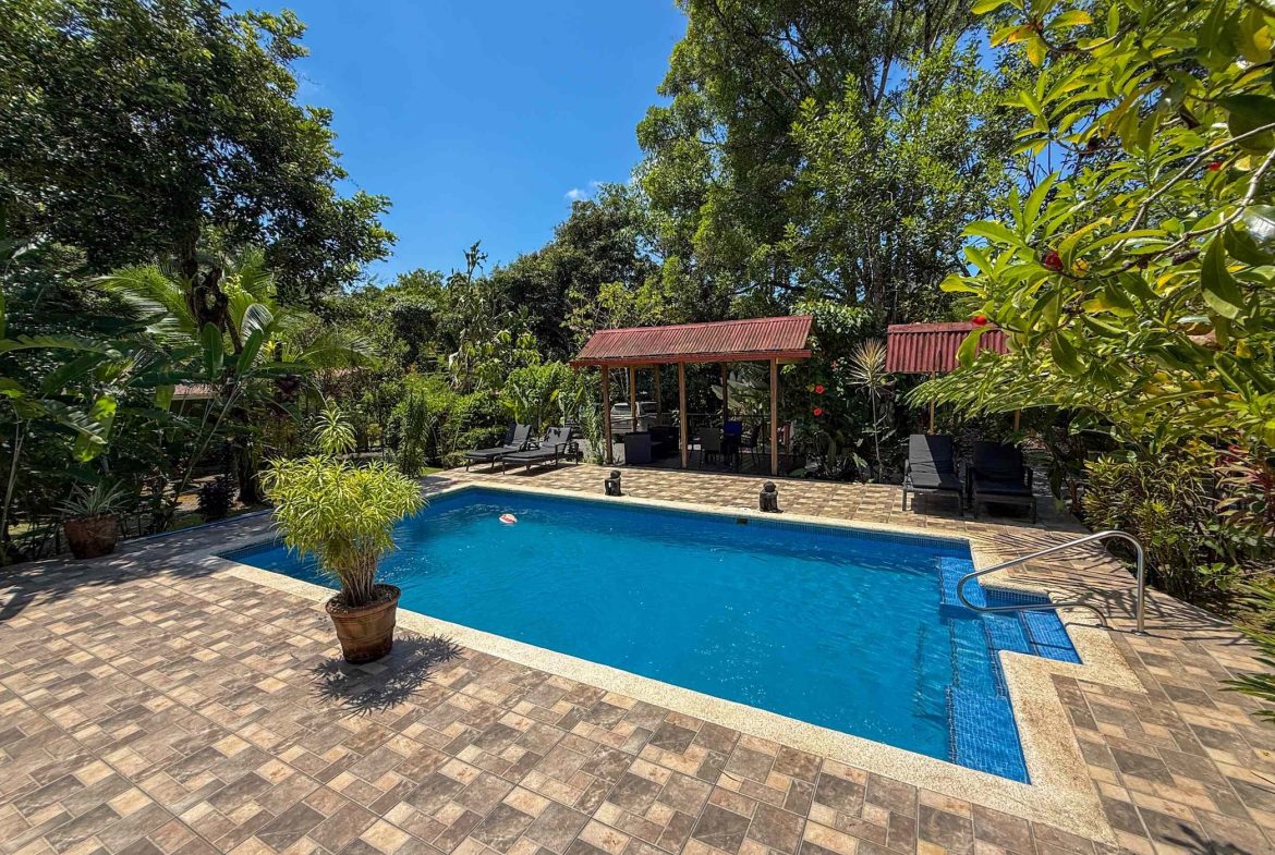 COMMERCIAL PROPERTY WITH ELEVEN BEDROOMS A STEPS OF CREEK, IN OJOCHAL – 2.22 ACRES