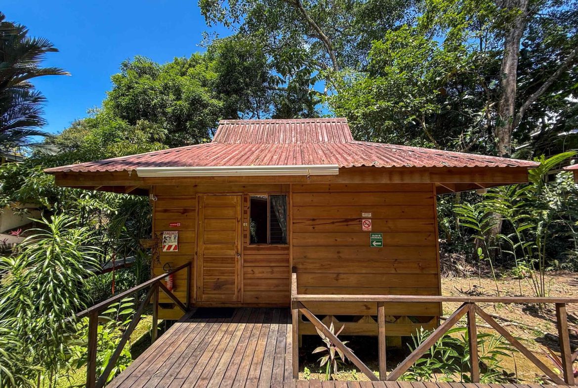 COMMERCIAL PROPERTY WITH ELEVEN BEDROOMS A STEPS OF CREEK, IN OJOCHAL – 2.22 ACRES