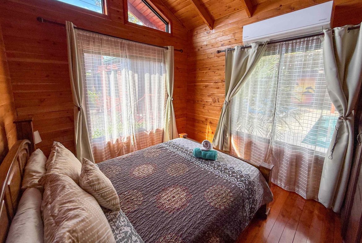 PROPERTY WITH A GUEST HOUSE IN THE MIDDLE OF BAHIA BALLENA – 0.12 ACRES