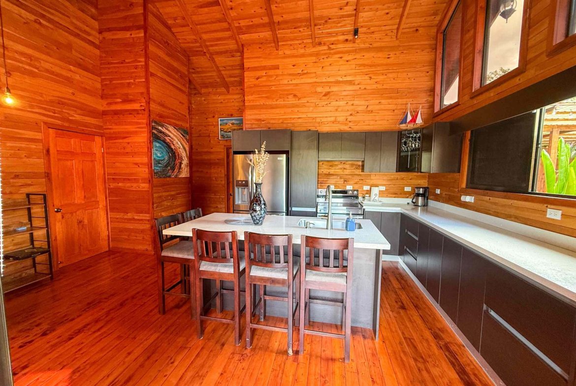 PROPERTY WITH A GUEST HOUSE IN THE MIDDLE OF BAHIA BALLENA – 0.12 ACRES