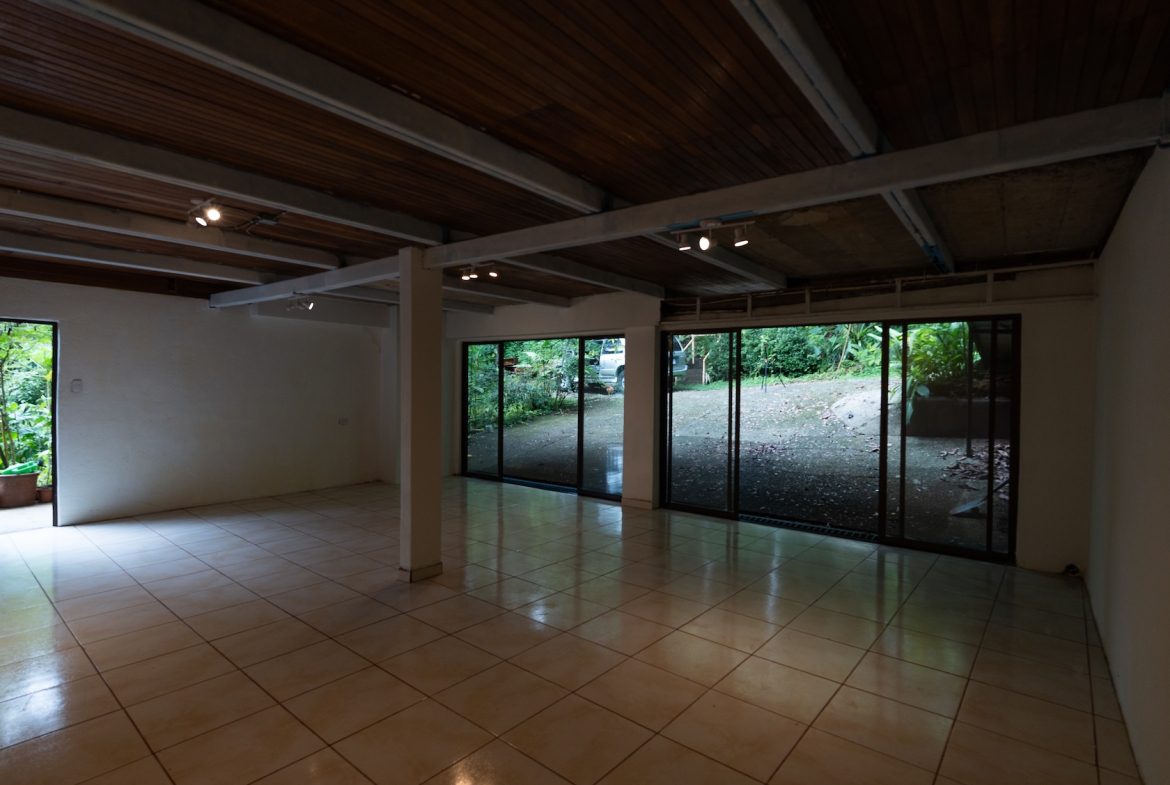 COMMERCIAL PROPERTY WITH TWO BEDROOMS A STEPS OF THE NAUYACA WATERFALL – 4.94 ACRES