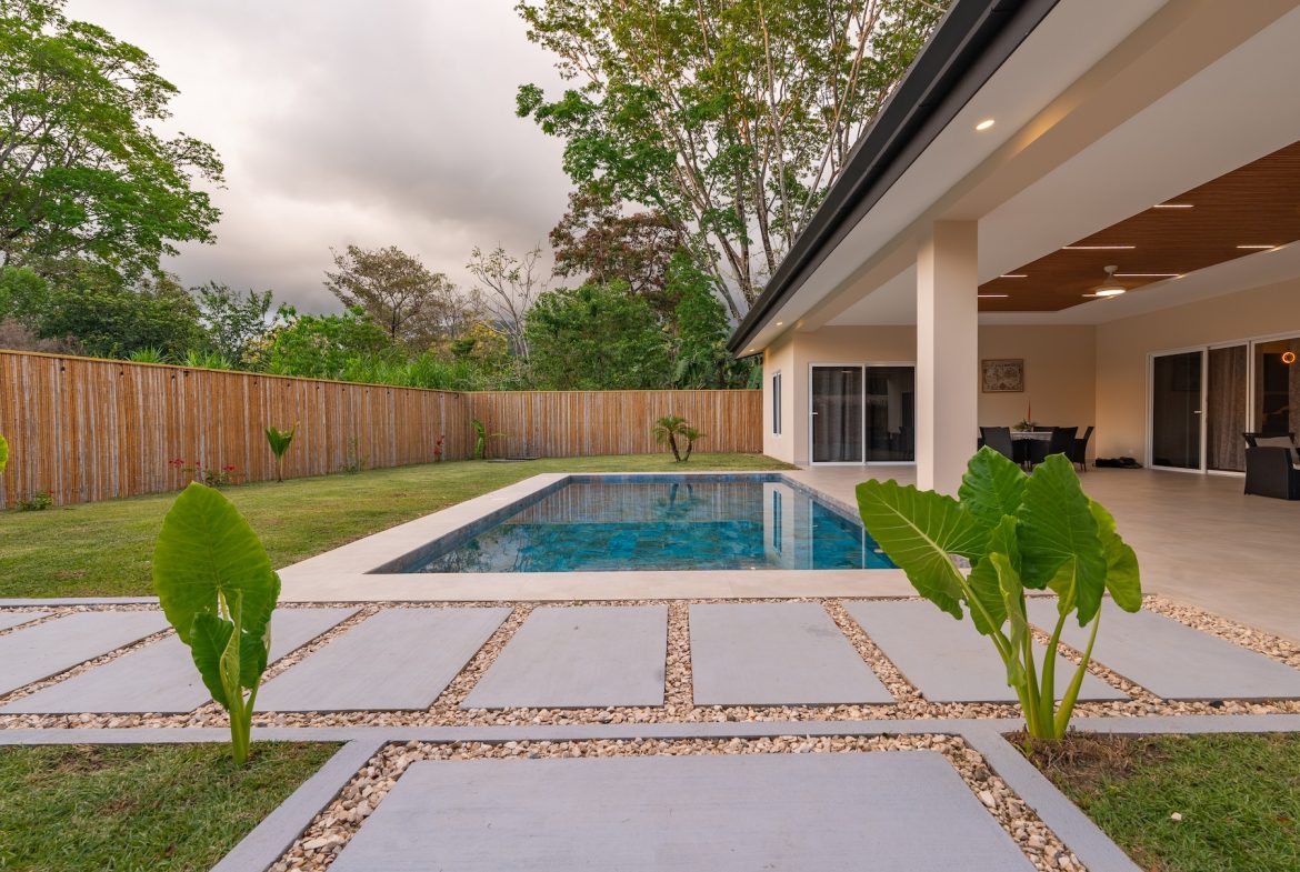 LUXURY PROPERTY WITH THREE BEDROOMS NEAR TO THE TOWN, IN BAHIA BALLENA – 0.15 ACRES