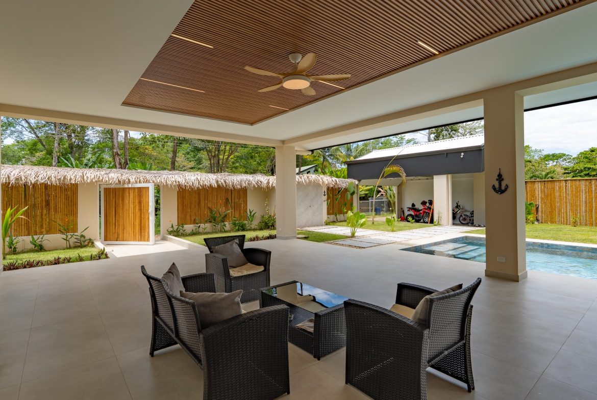 LUXURY PROPERTY WITH THREE BEDROOMS NEAR TO THE TOWN, IN BAHIA BALLENA – 0.15 ACRES
