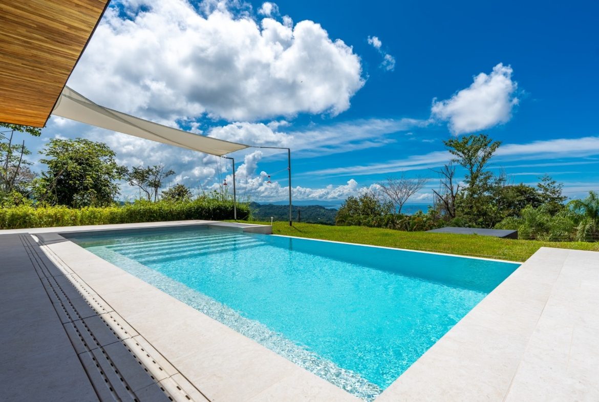 LUXURY MOUNTAIN PROPERTY WITH TWO BEDROOMS, IN OJOCHAL – 0.22 ACRES