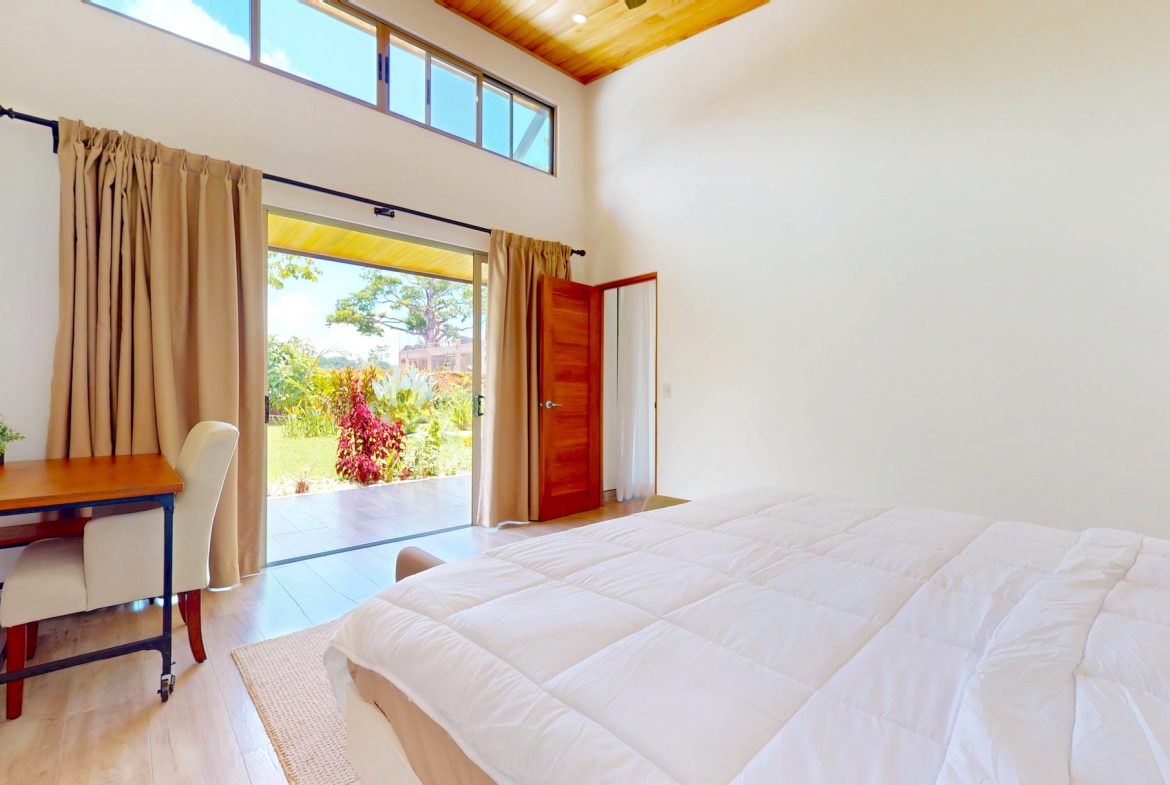 PROPERTY WITH THREE BEDROOMS, WITH A BEAUTIFUL GARDEN , IN OJOCHAL – 0.46 ACRES