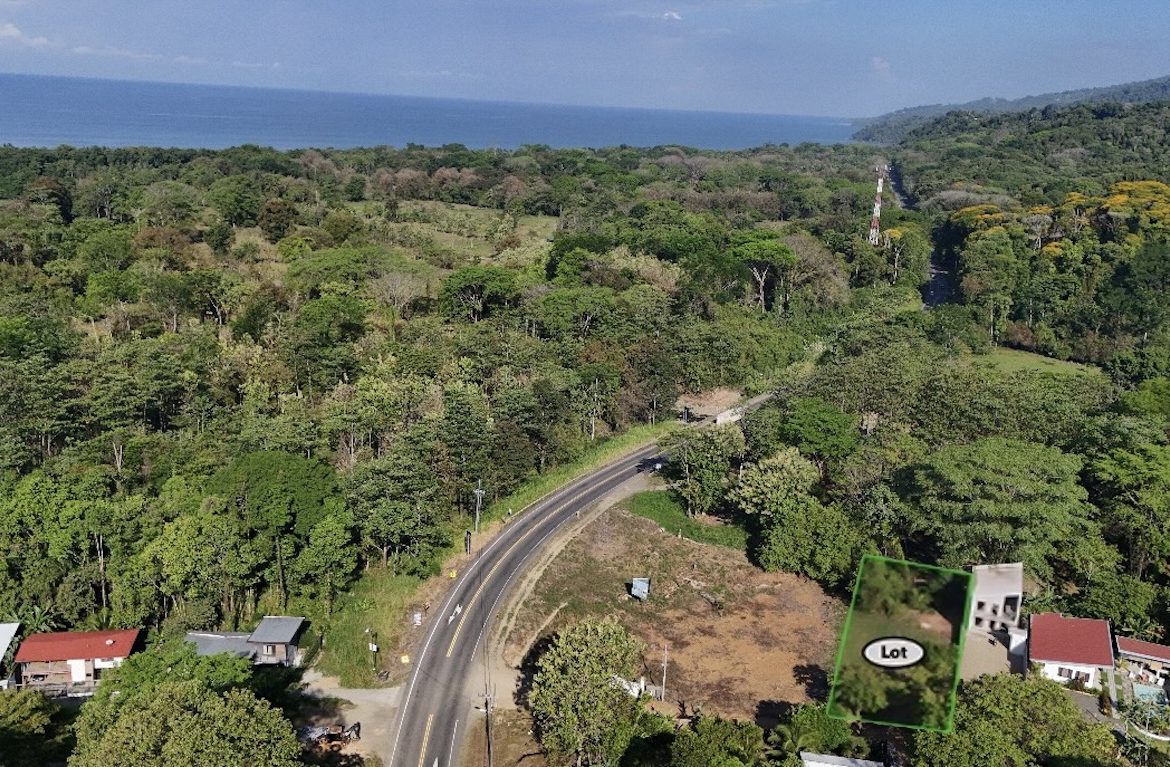 BUILDING PROPERTY NEAR TO THE TOWN, IN JARDINES DEL MORETE UVITA – 0.30 ACRES