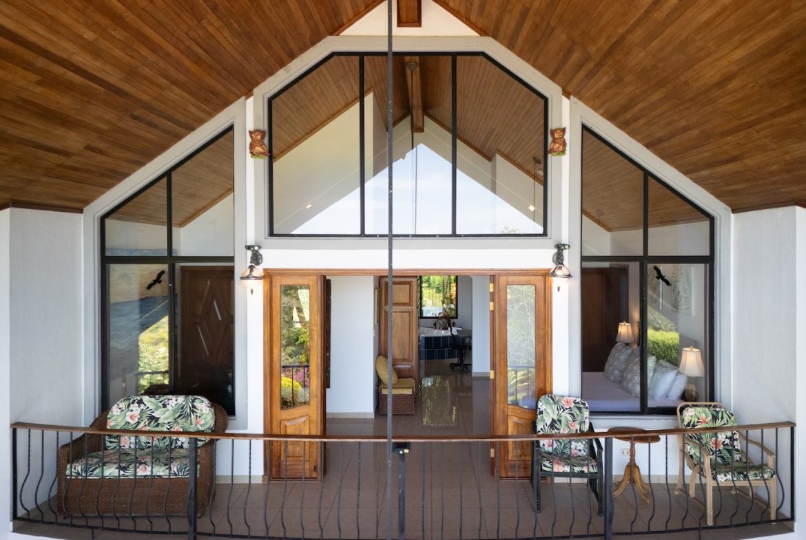 MOUNTAIN  PROPERTY WITH FOUR BEDROOMS, IN OJOCHAL – 1.83 ACRES