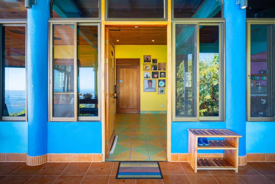CASA VISTA HARMONIA PROPERTY WITH TWO BEDROOMS AND OCEAN VIEWS FRONT, IN PLAYA HERMOSA – 1.23 ACRES